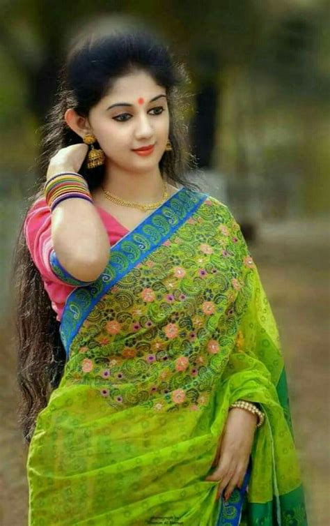 saree girl pic|1000+ Girl In Saree Pictures .